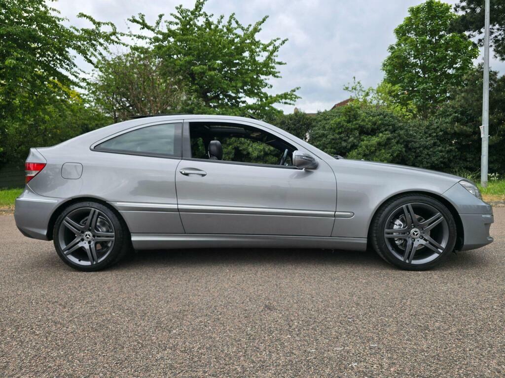 Mercedes-Benz CLC Class Clc 180 Kompressor Amg White #22