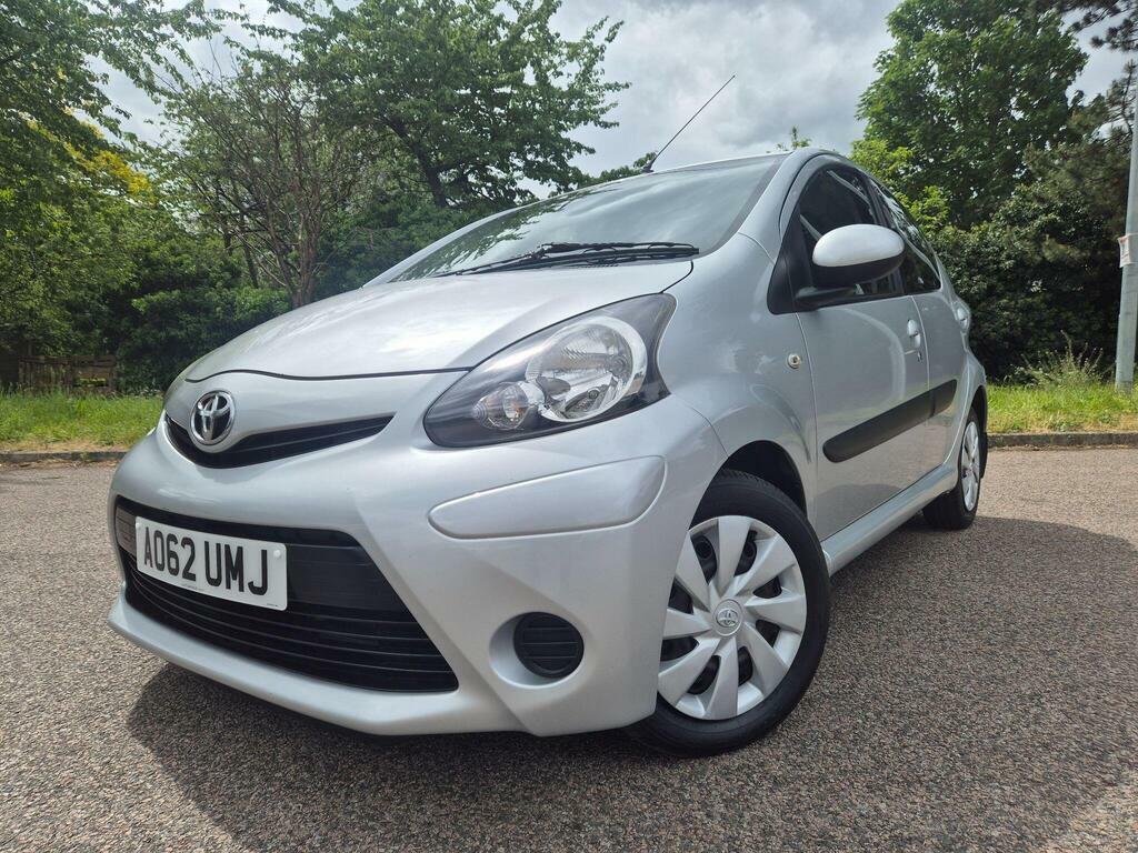Toyota Aygo 1.0 Vvt-i Ice Hatchback A062UMJ Silver #2