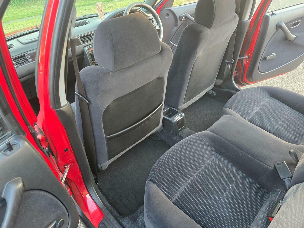 Honda Civic 1.6 Sport 104 Bhp Silver #55