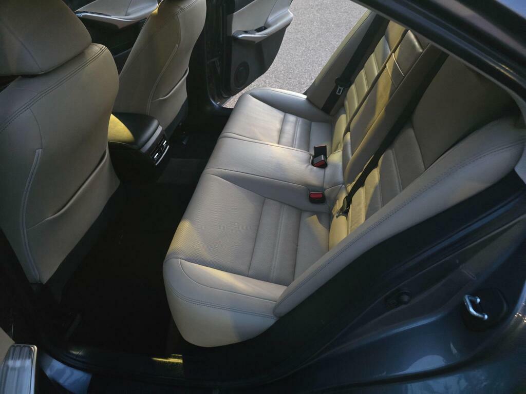 Lexus IS 300H F-sport Cvt Navigation Red #47