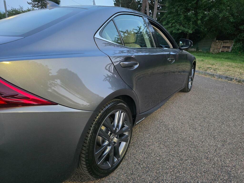 Lexus IS 300H F-sport Cvt Navigation Red #34
