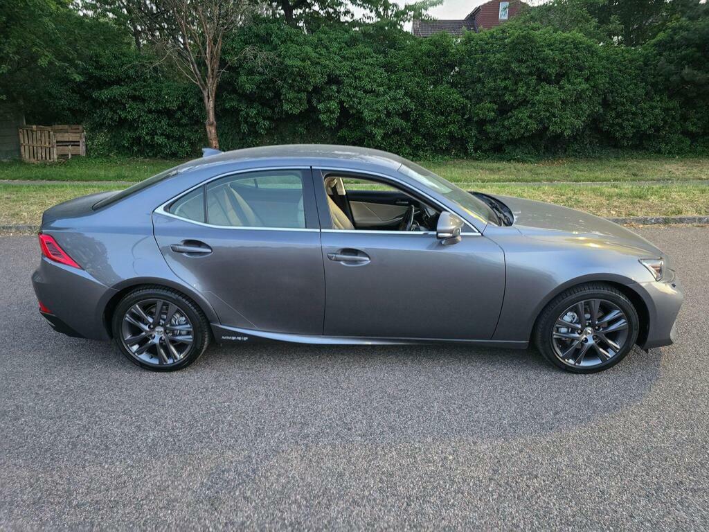 Lexus IS 300H F-sport Cvt Navigation Red #23