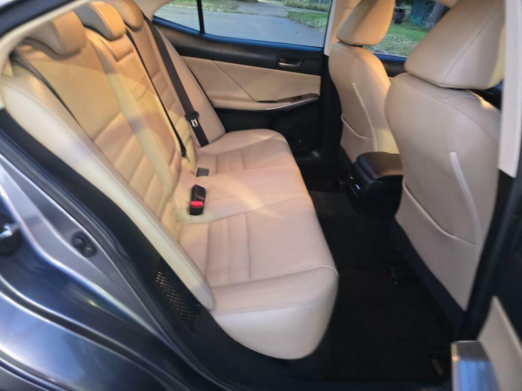 Lexus IS 300H F-sport Cvt Navigation Red #88