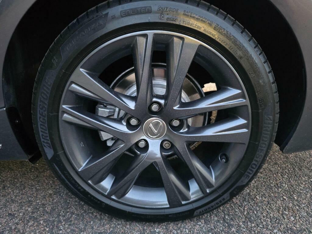 Lexus IS 300H F-sport Cvt Navigation Red #58