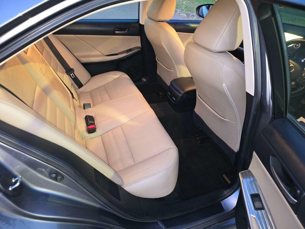 Lexus IS 300H F-sport Cvt Navigation Red #87