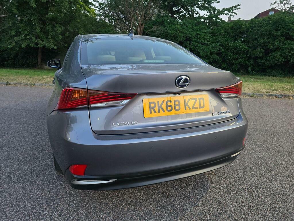 Lexus IS 300H F-sport Cvt Navigation Red #30