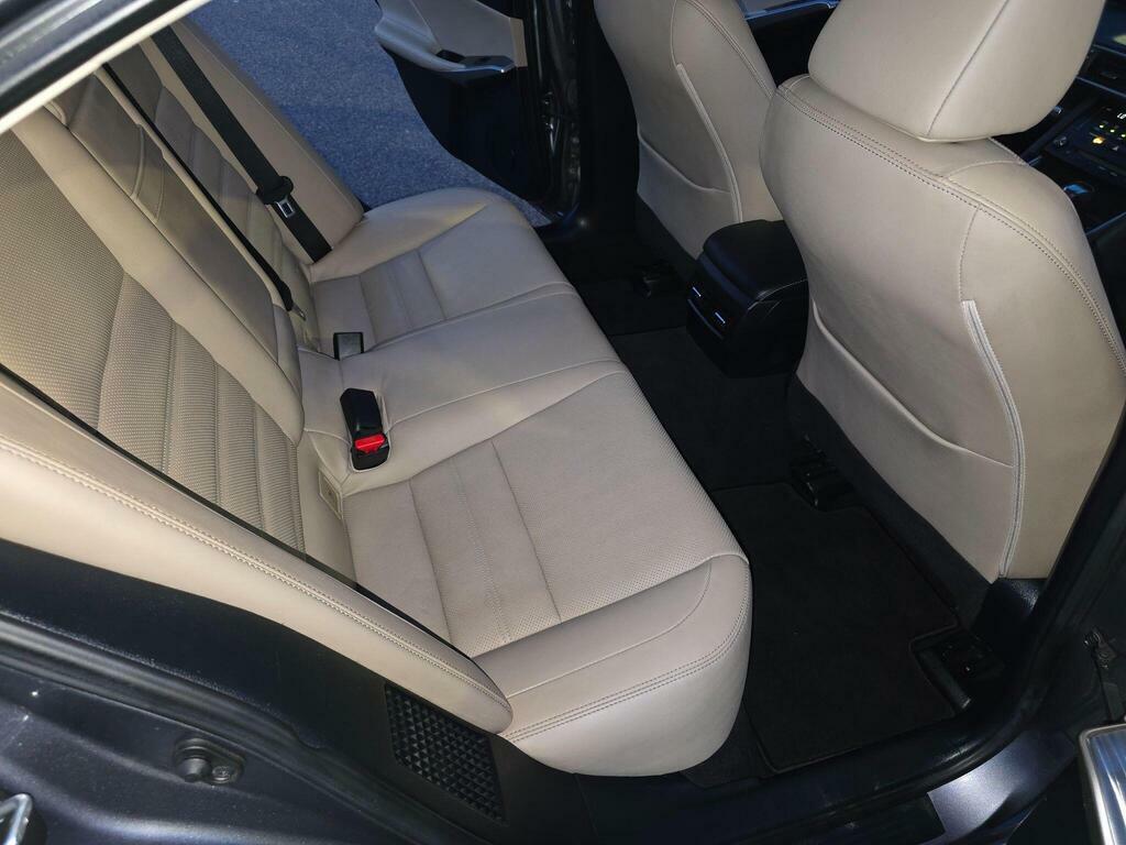 Lexus IS 300H F-sport Cvt Navigation Red #46