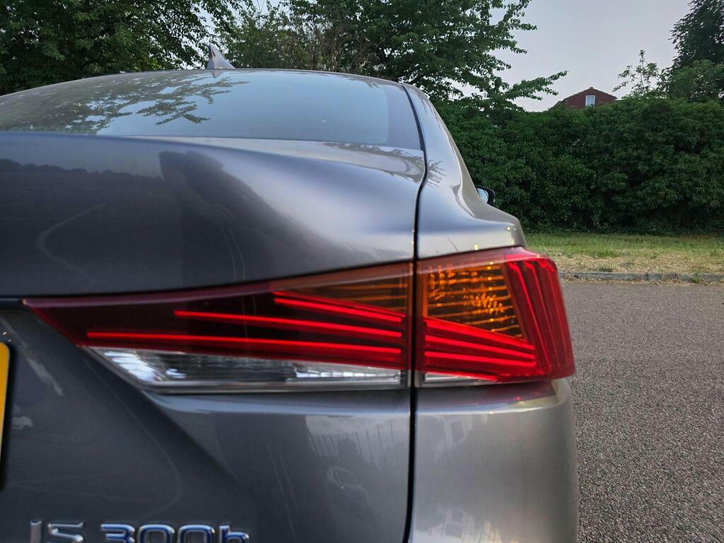 Lexus IS 300H F-sport Cvt Navigation Red #60