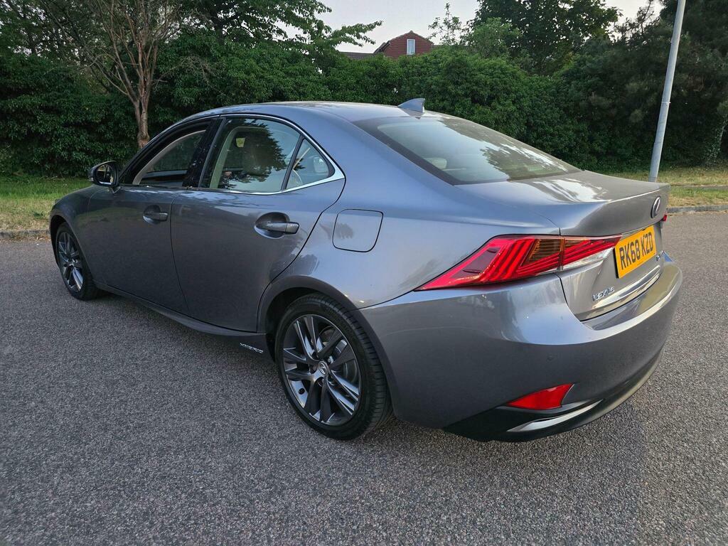 Lexus IS 300H F-sport Cvt Navigation Red #28