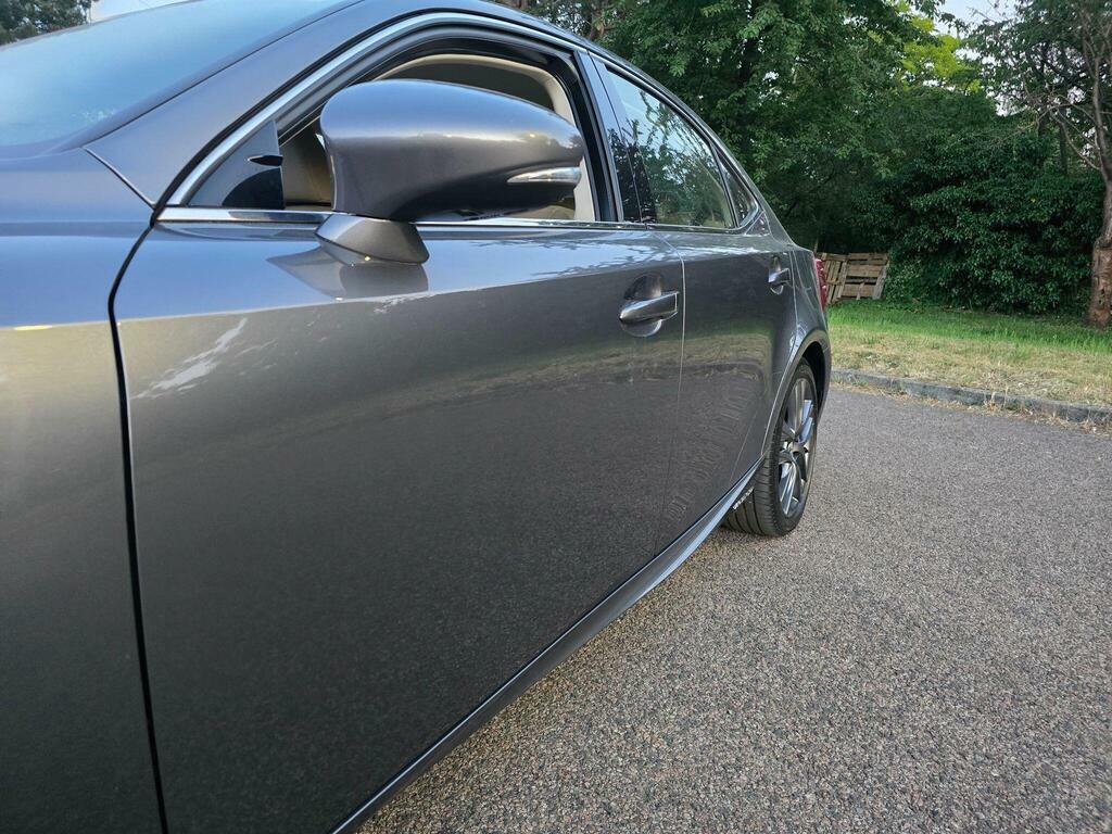 Lexus IS 300H F-sport Cvt Navigation Red #16