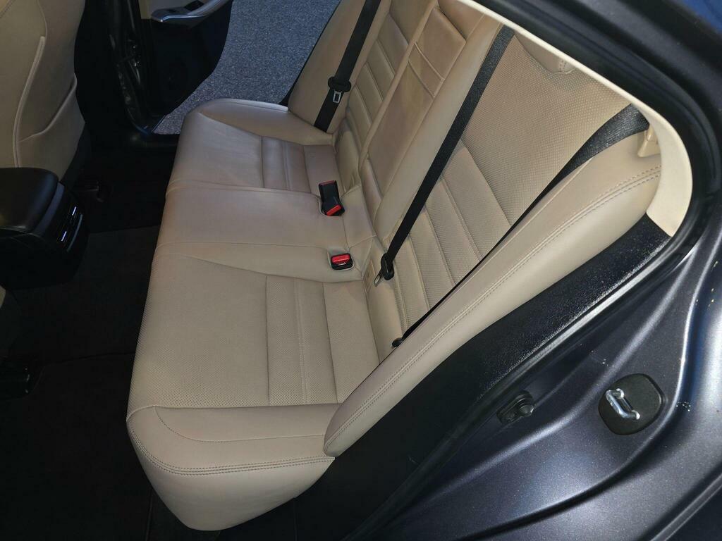 Lexus IS 300H F-sport Cvt Navigation Red #69