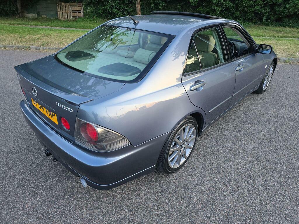 Lexus IS Silver #30