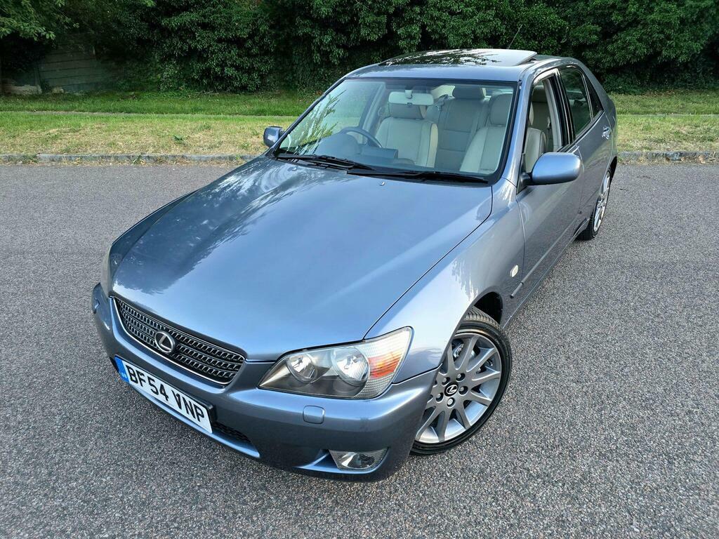 Lexus IS 2.0 200 Se Blue