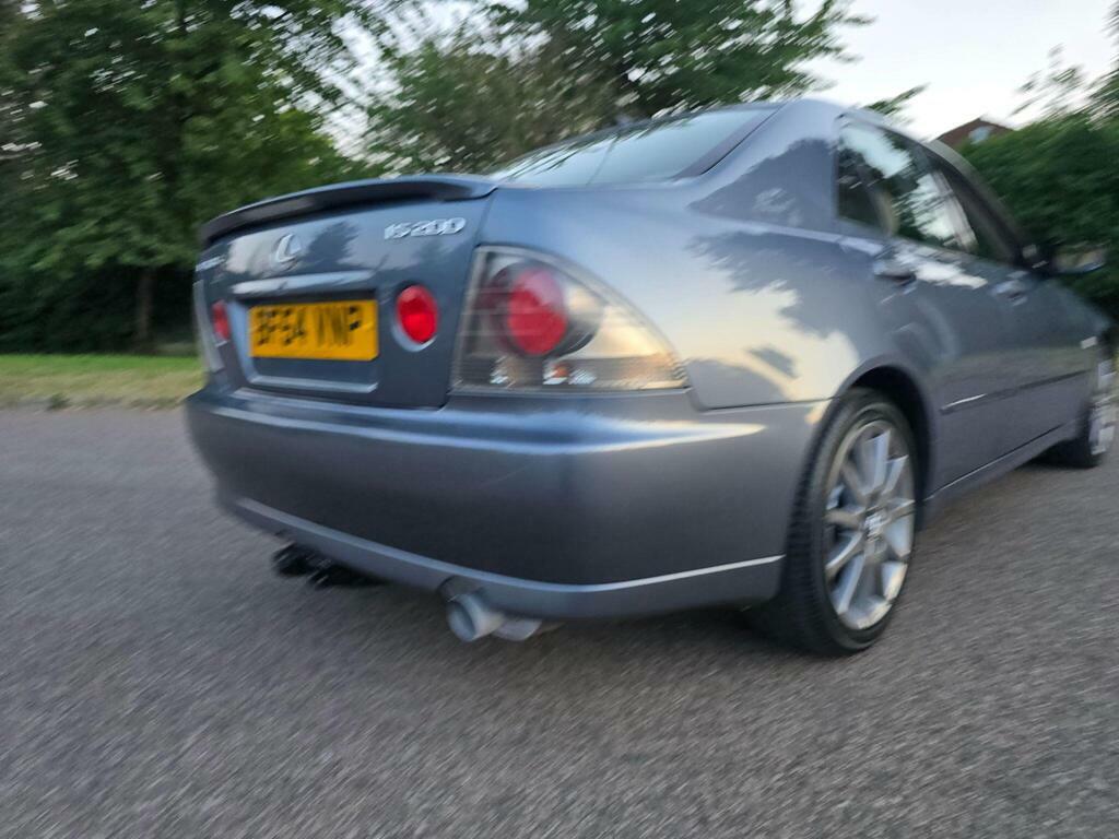 Lexus IS Silver #31