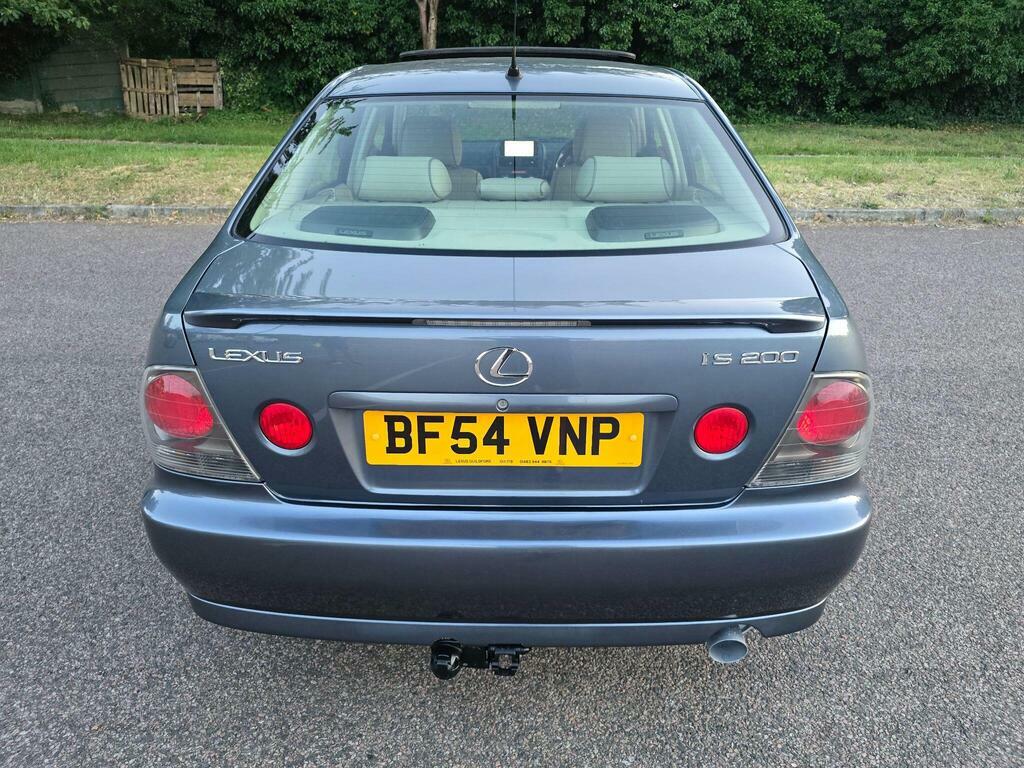 Lexus IS Silver #32