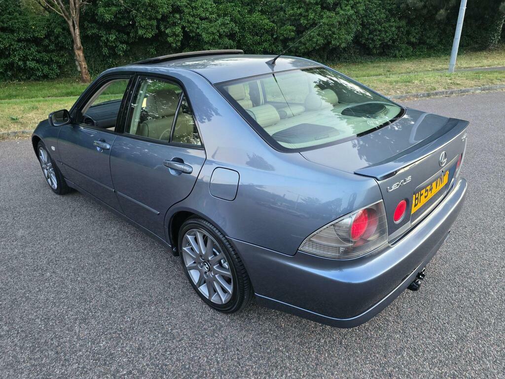 Lexus IS Silver #38