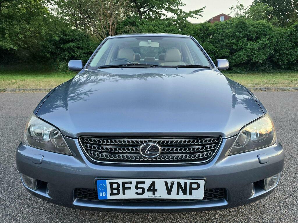 Lexus IS Silver #7