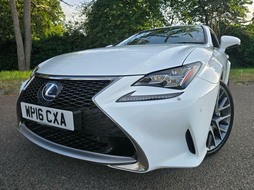 Lexus RC 2.5 300H F Sport Coupe White #4