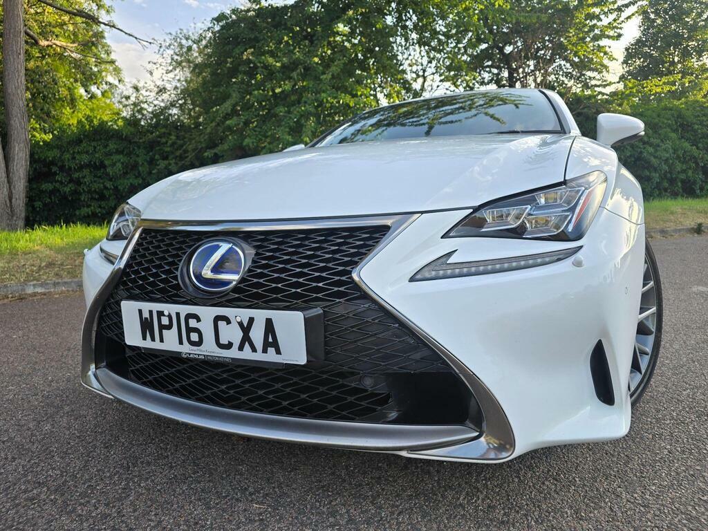 Lexus RC 2.5 300H F Sport Coupe White #2