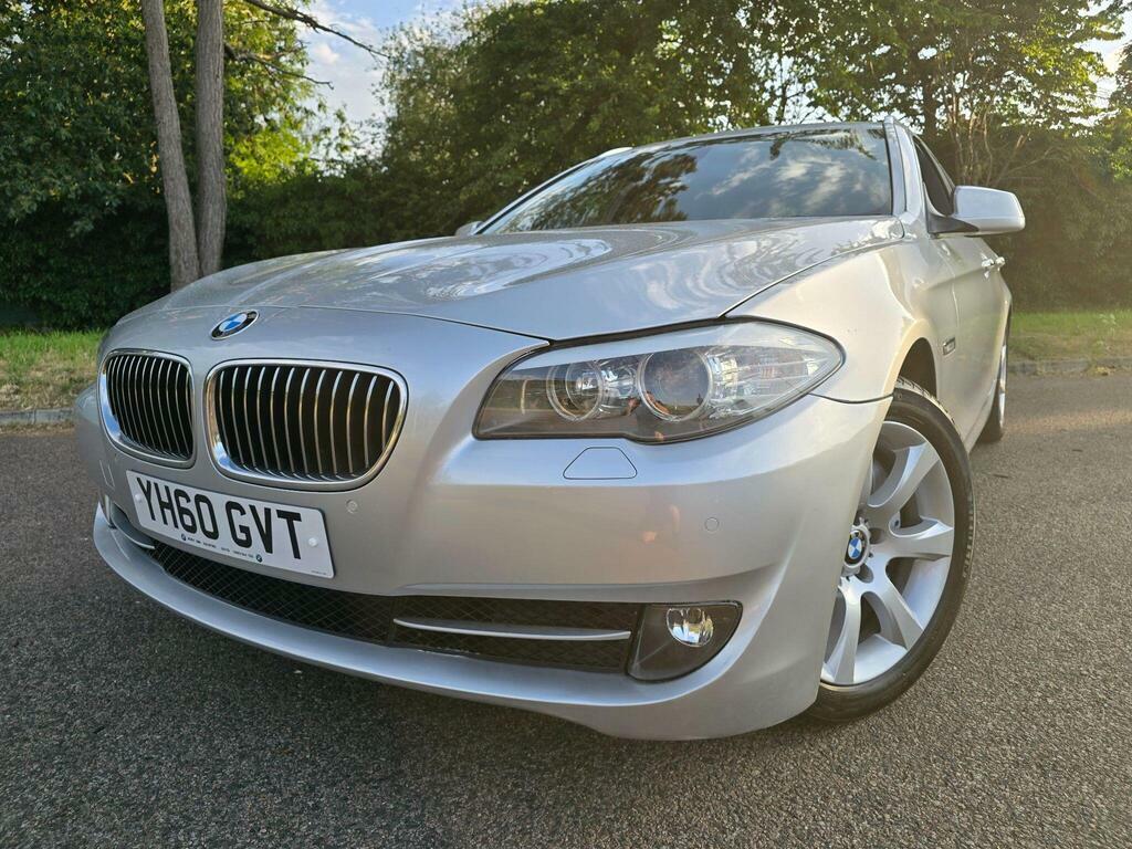 BMW 5 Series 3.0 525D Se Touring Steptronic Euro 5 YH60GVT Silver #2