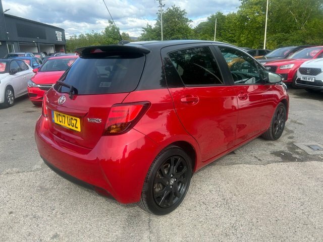 Toyota Yaris 2017 1.33 Dual Vvt-i Design Hatchback M YC17UGZ Red #3