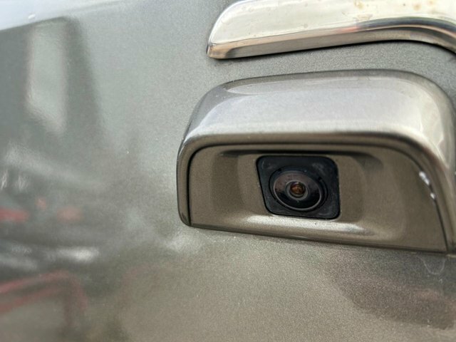 Mitsubishi L200 2018 2.4 Di-d Dc Barbarian Pickup Double Cab D WN18NHL Green #5