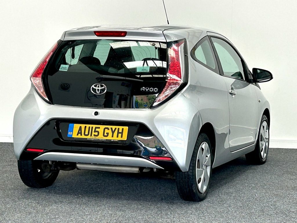 Toyota Aygo 1L X-play AU15GYH Silver #4