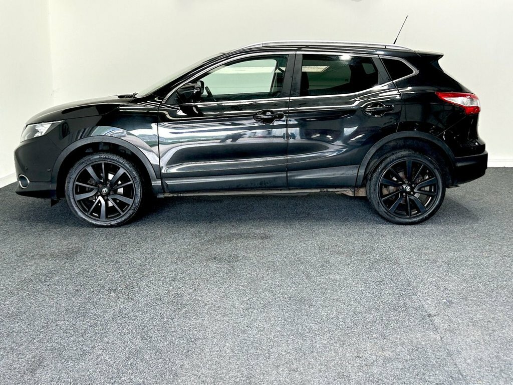 Nissan Qashqai 1.6L Tekna AL15GDB Black #3