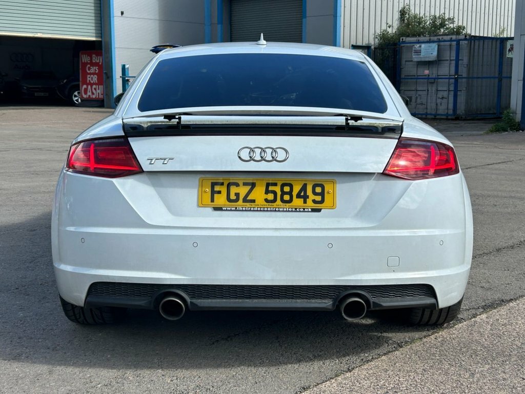 Audi TT 1.8L Black Edition FGZ5849 White #3