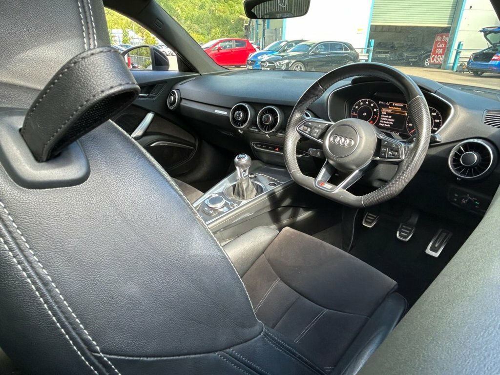 Audi TT 1.8L Black Edition FGZ5849 White #6