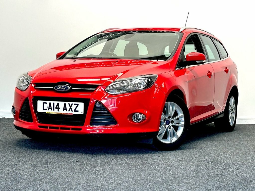 Ford Focus Estate Red