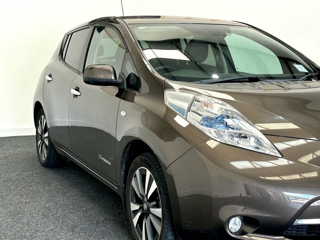 Nissan Leaf Hatchback WL16HVO Brown #6