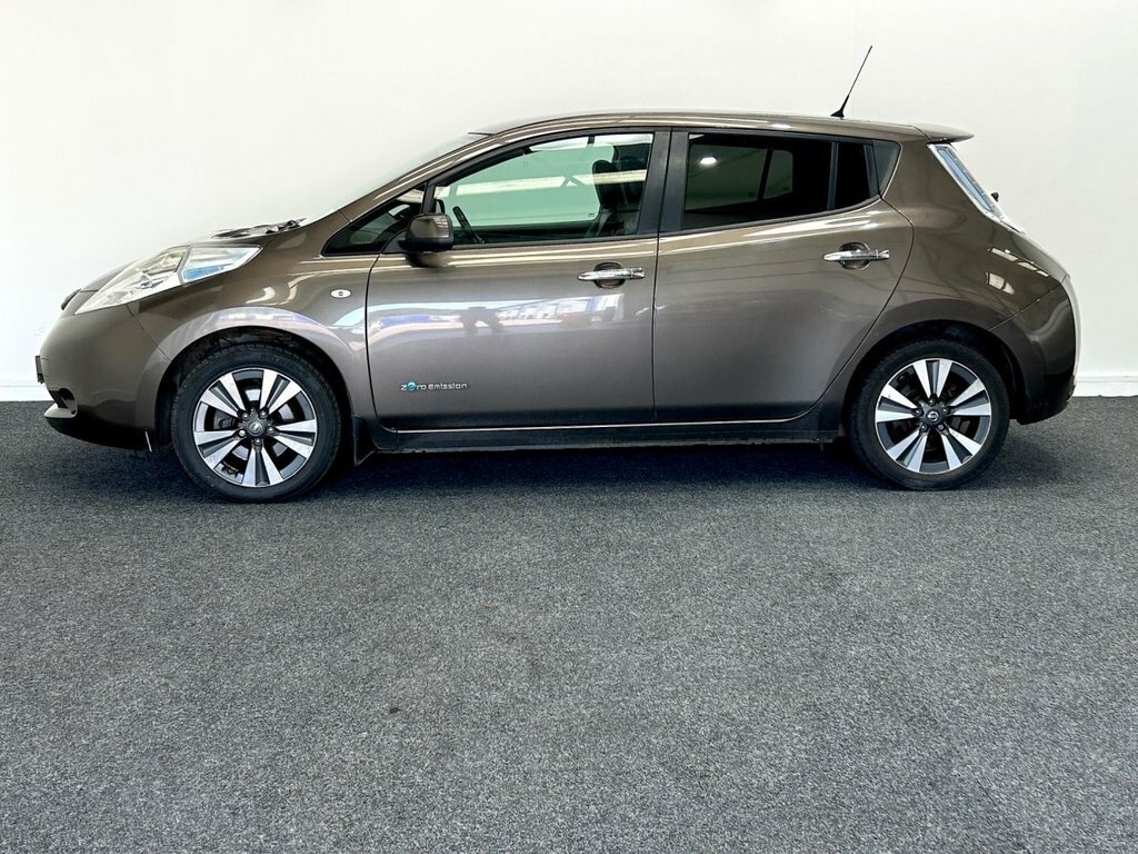Nissan Leaf Hatchback WL16HVO Brown #4