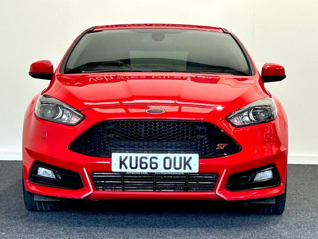 Ford Focus 2L St-3 KU66OUK Red #2