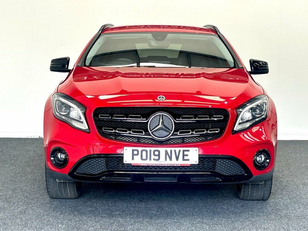 Mercedes-Benz GLA Class 1.6L Urban Edition PO19NVE Red #2
