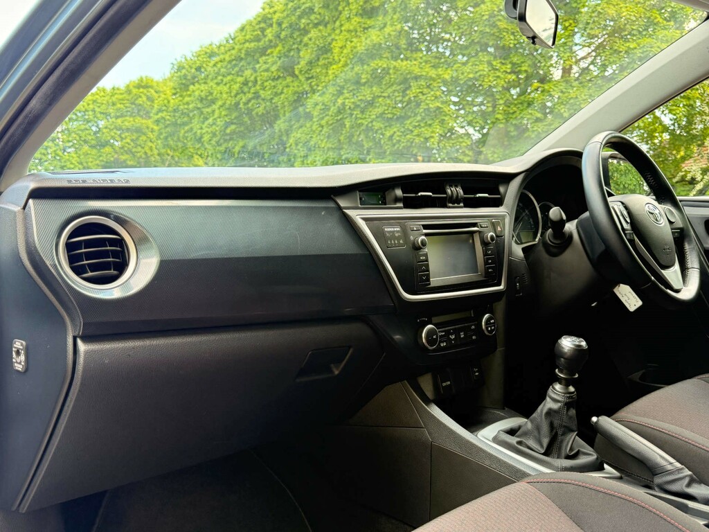 Toyota Auris Sport Valvematic Blue #4