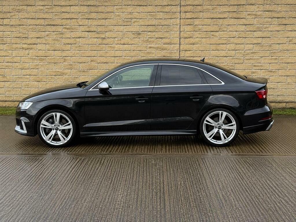 Audi RS3 2.5 Tfsi S Tronic Quattro Euro 6 S S  Black #2