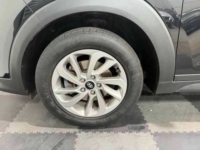 Hyundai Tucson 1.7 Crdi Blue Drive Se Nav Suv E BF67SSV Black #6