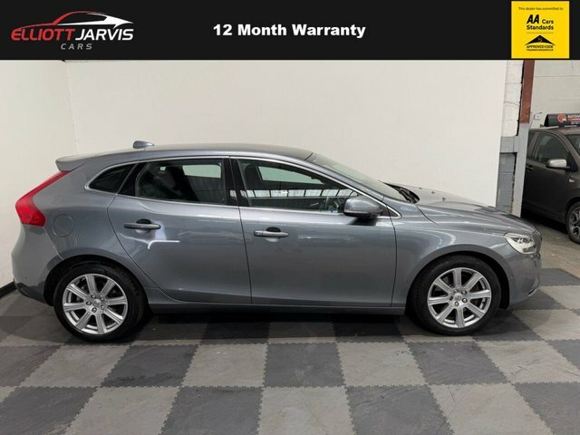 Volvo V40 2.0 D4 Inscription Hatchback Eur YM66FDZ Grey #2