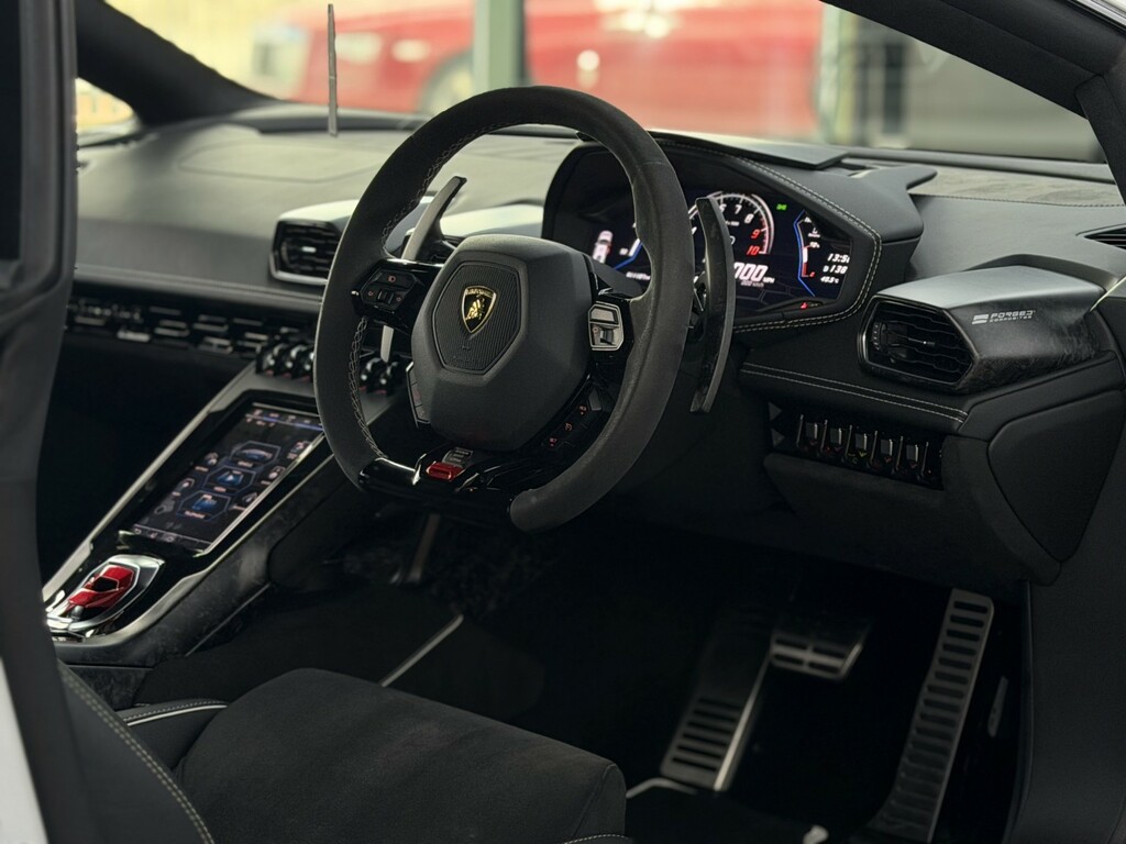 Lamborghini Huracan Coupe 5.2 V10 Lp 640-4 Evo 201969 White #3
