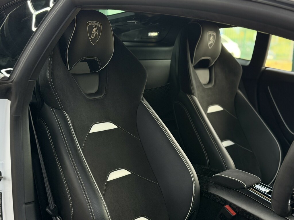 Lamborghini Huracan Performante  #11