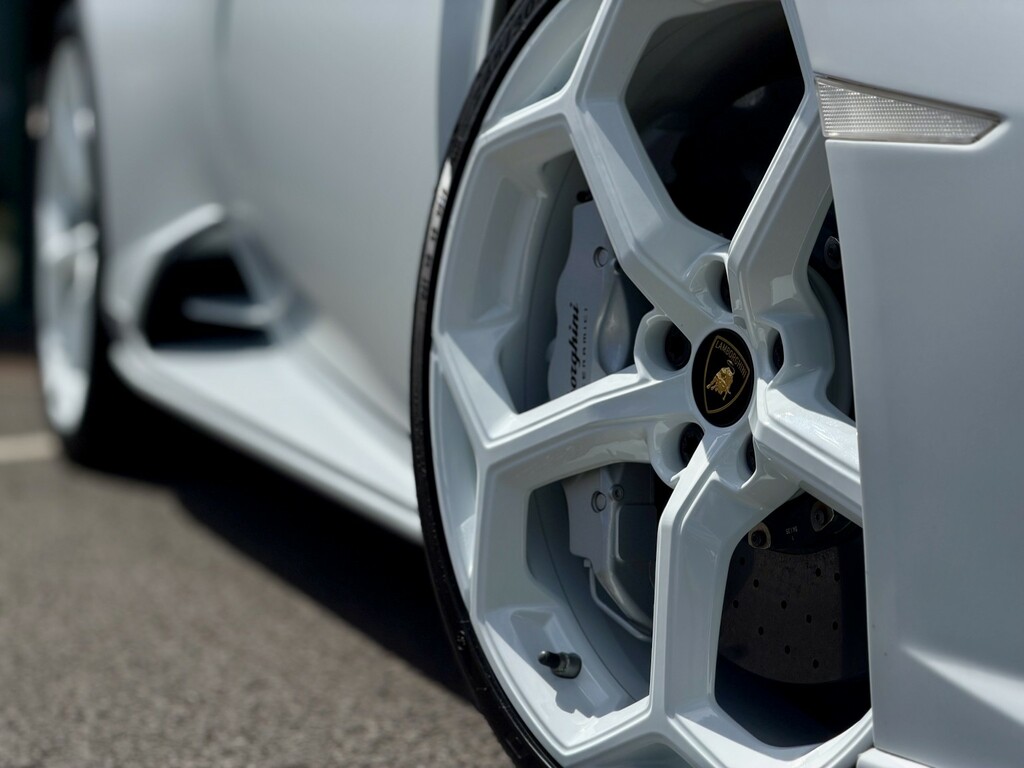 Lamborghini Huracan Coupe 5.2 V10 Lp 640-4 Evo 201969 White #2