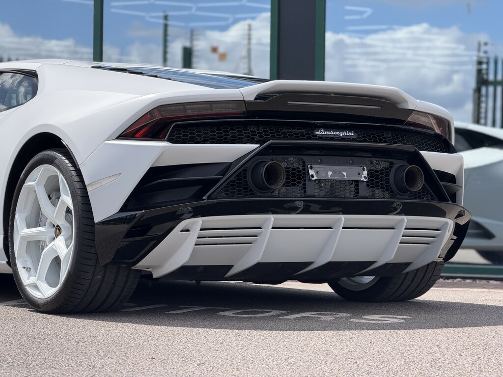 Lamborghini Huracan Performante  #29