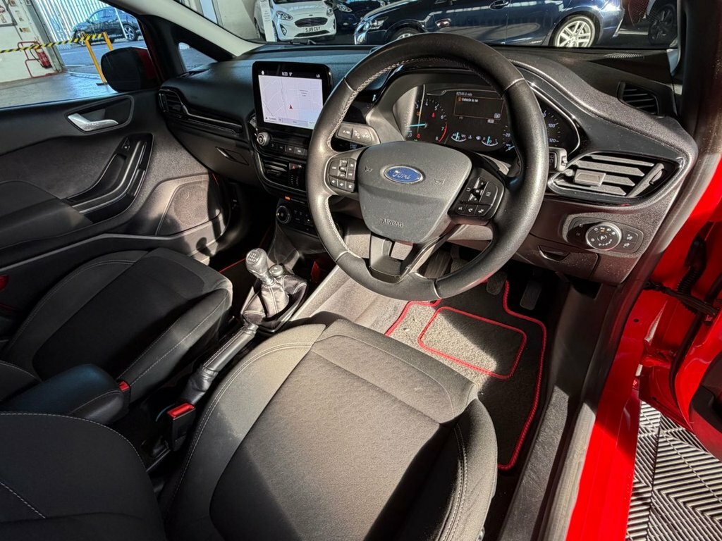 Ford Fiesta 1L Titanium KX68VNB Red #3