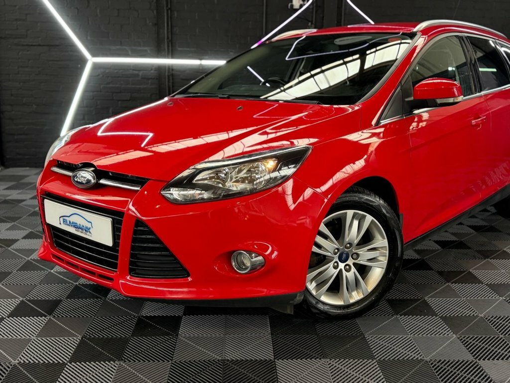 Ford Focus 1.6L Titanium Navigator AF14PUH Red #2