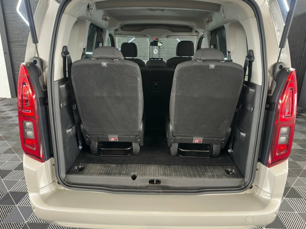 Vauxhall Combo Life 1.2L Elite SD70WCV Grey #4
