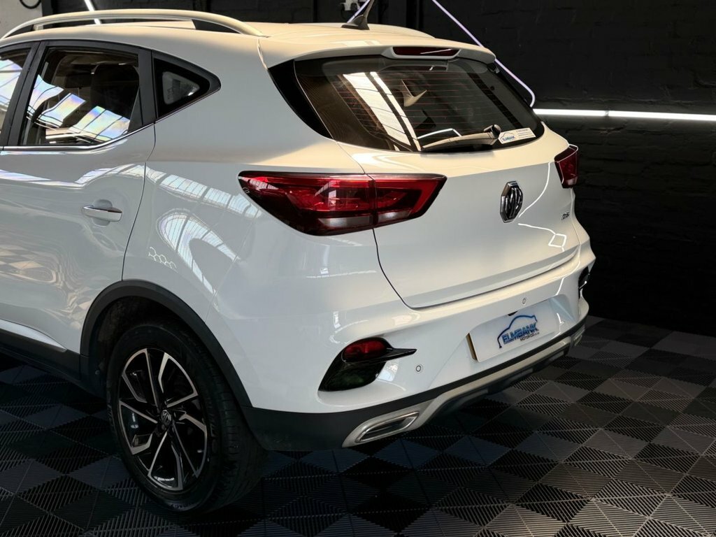 MG ZS 1.5L Exclusive LD21XCG White #4
