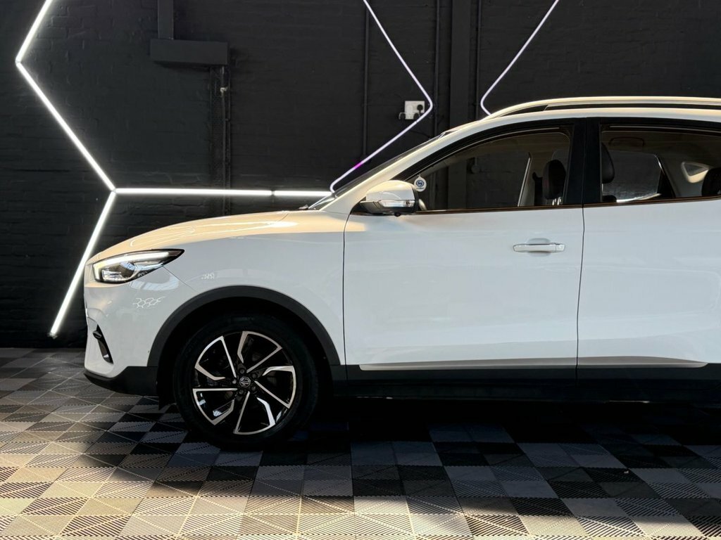 MG ZS 1.5L Exclusive LD21XCG White #3