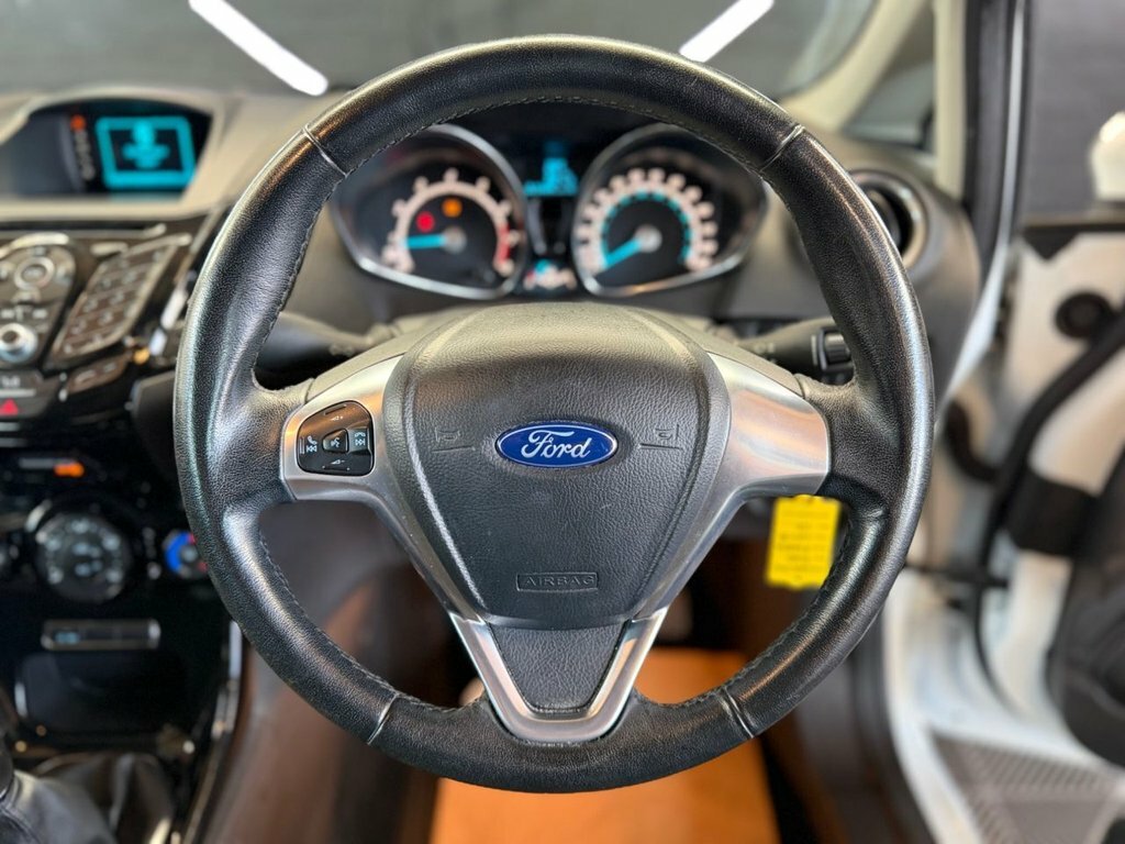 Ford Fiesta 1L Zetec CN65JXU White #6