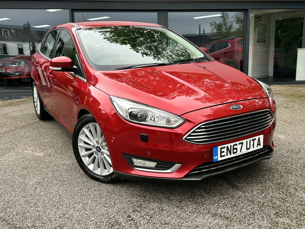 Ford Focus Hatchback 1.0 T Ecoboost Titanium X 2018 Red